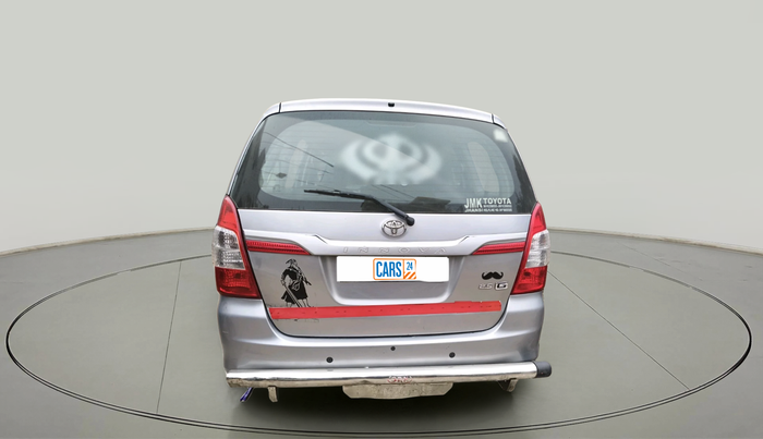 2015 Toyota Innova 2.5 GX 8 STR, Diesel, Manual, 2,09,115 km, exterior