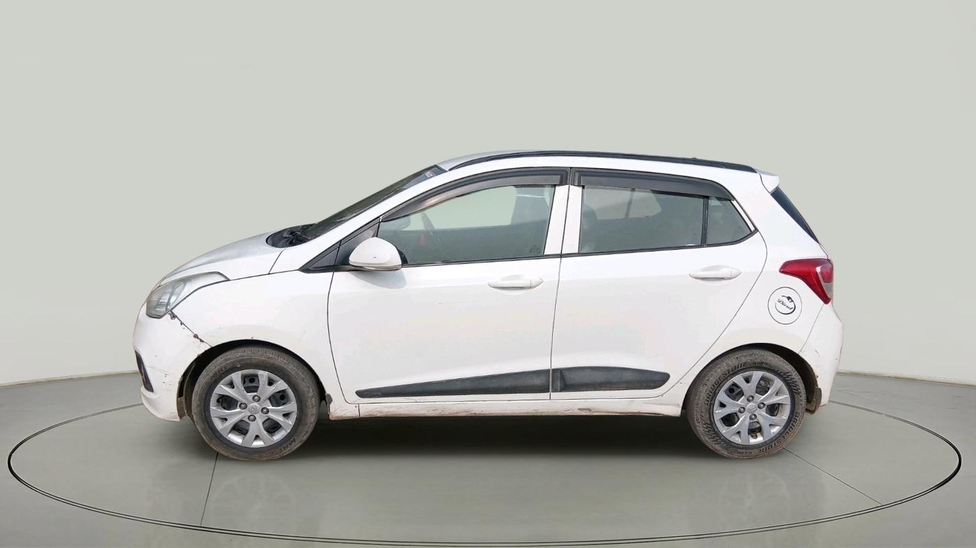 2015 Hyundai Grand i10 SPORTZ 1.1 CRDI, Diesel, Manual, 1,03,582 km, exterior