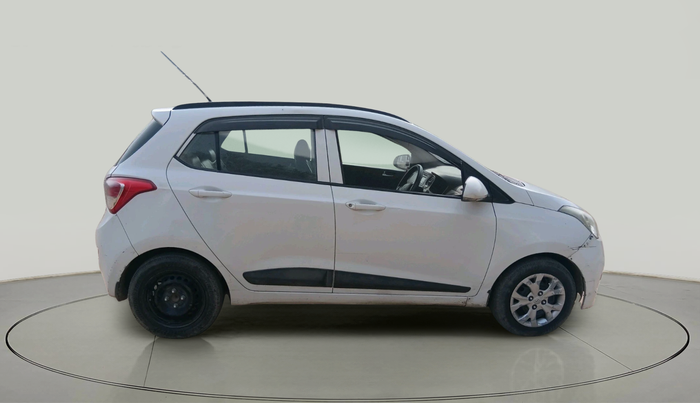 2015 Hyundai Grand i10 SPORTZ 1.1 CRDI, Diesel, Manual, 1,03,582 km, exterior