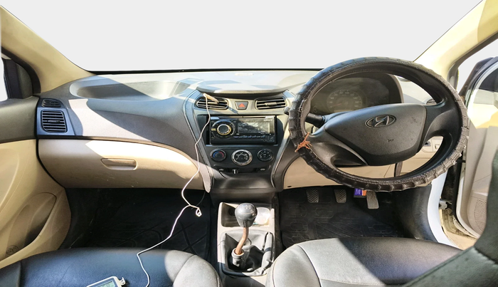 2014 Hyundai Eon ERA +, Petrol, Manual, 61,505 km, interior