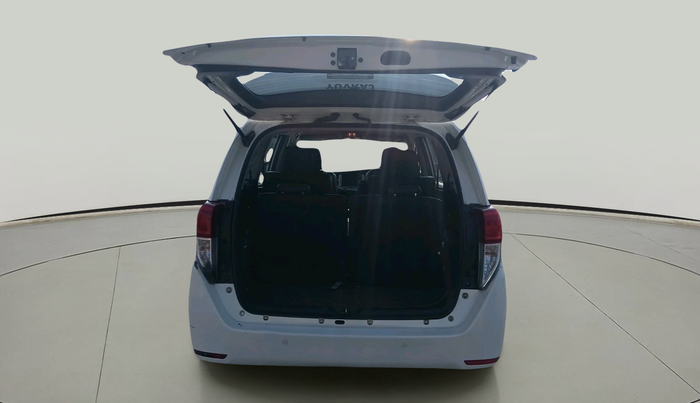 2018 Toyota Innova Crysta 2.4 VX 8 STR, Diesel, Manual, 1,45,566 km, exterior