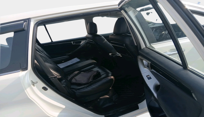 2018 Toyota Innova Crysta 2.4 VX 8 STR, Diesel, Manual, 1,45,566 km, interior