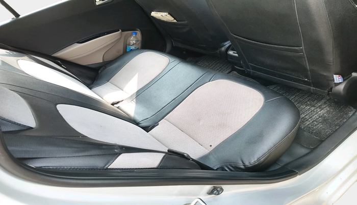 2013 Hyundai Grand i10 SPORTZ 1.2 KAPPA VTVT, Petrol, Manual, 81,357 km, interior