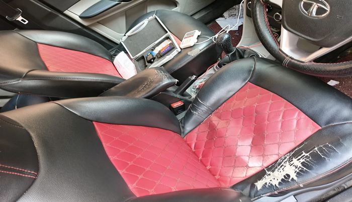 2017 Tata Tiago XT PETROL, Petrol, Manual, 2,03,536 km, interior