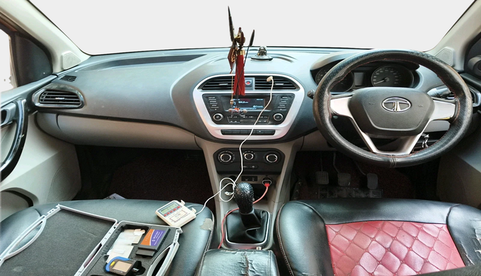 2017 Tata Tiago XT PETROL, Petrol, Manual, 2,03,536 km, interior