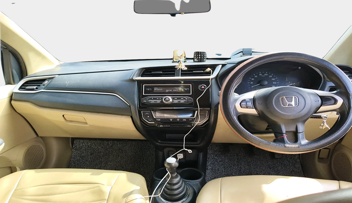 2016 Honda Amaze 1.5L I-DTEC S, Diesel, Manual, 1,78,032 km, interior