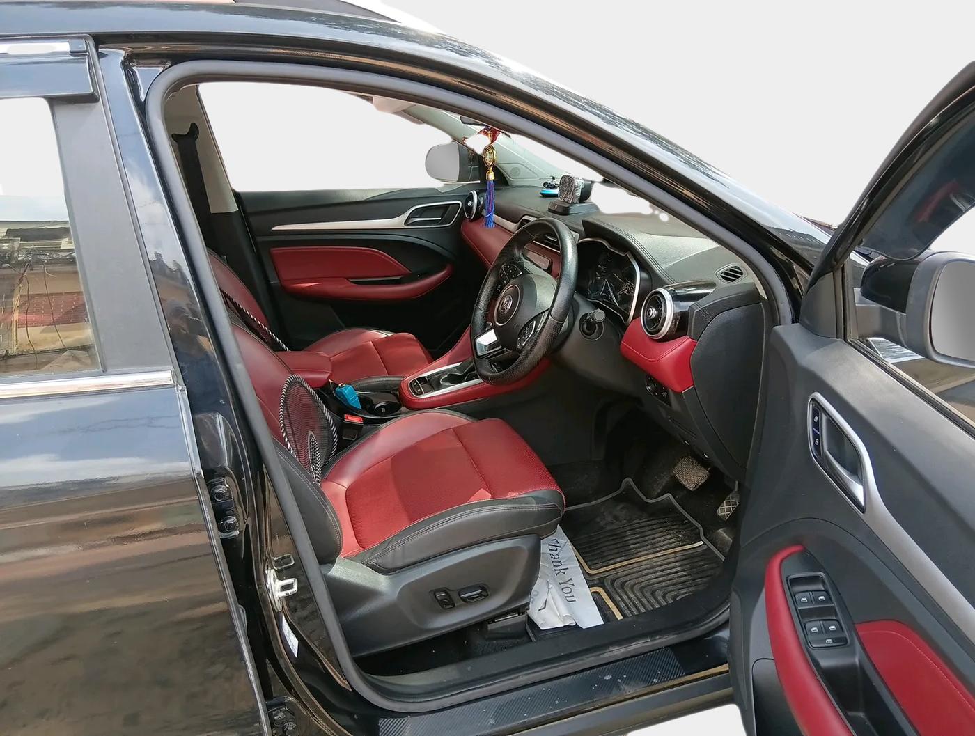 2022 MG ASTOR SAVVY 1.5 CVT S RED, Petrol, Automatic, 11,050 km, interior
