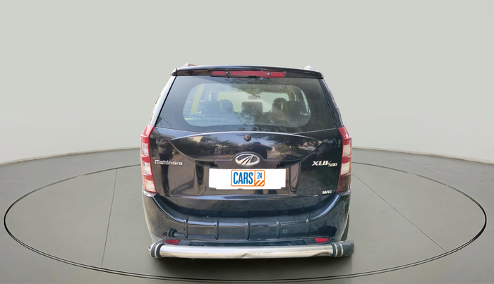 2014 Mahindra XUV500 W6, Diesel, Manual, 3,30,897 km, exterior