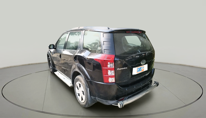 2014 Mahindra XUV500 W6, Diesel, Manual, 3,30,897 km, exterior