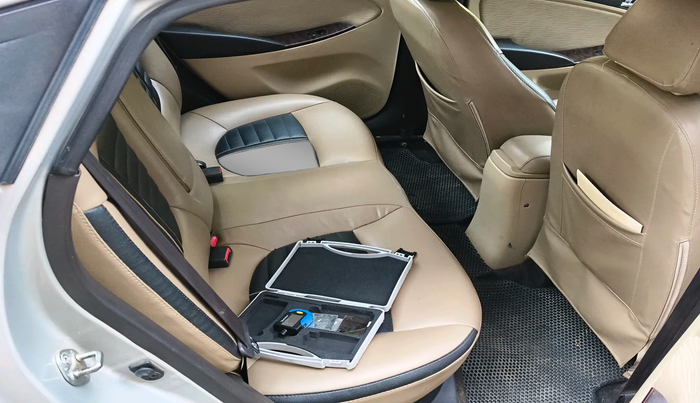 2013 Hyundai Verna FLUIDIC 1.4 CRDI EX, Diesel, Manual, 1,31,439 km, interior