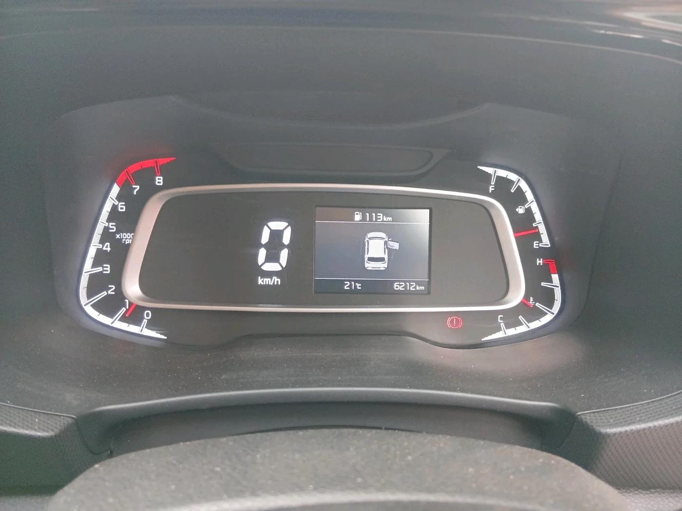 2022 KIA SONET HTK PLUS 1.2, CNG, Manual, 6,212 km, interior