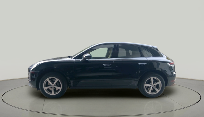 2020 Porsche Macan BASE, Petrol, Automatic, 20,657 km, exterior