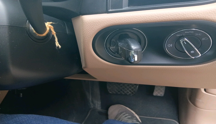 2020 Porsche Macan BASE, Petrol, Automatic, 20,657 km, interior