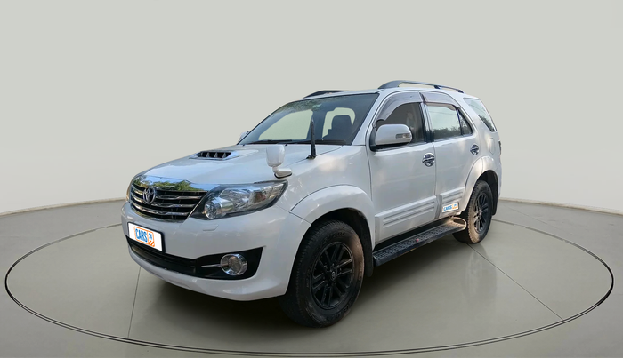 2015 Toyota Fortuner 3.0 4X2 MT, Diesel, Manual, 4,04,897 km, exterior