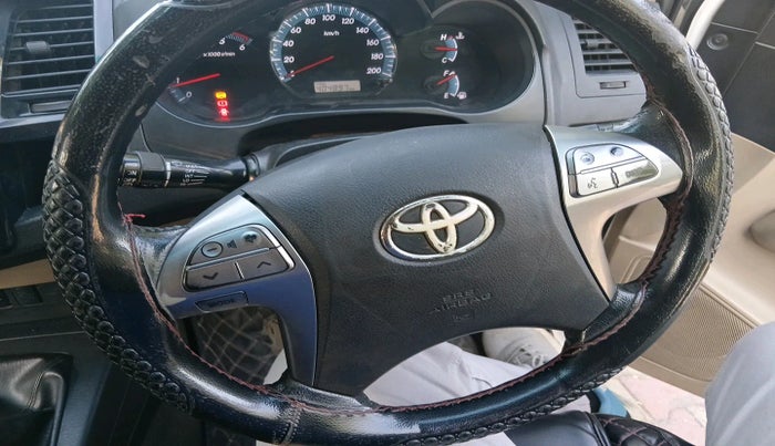 2015 Toyota Fortuner 3.0 4X2 MT, Diesel, Manual, 4,04,897 km, interior