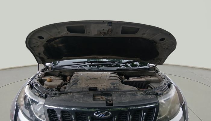 2013 Mahindra XUV500 W8, Diesel, Manual, 1,40,088 km, exterior