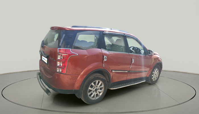 2015 Mahindra XUV500 W10 AWD, Diesel, Manual, 1,02,381 km, exterior