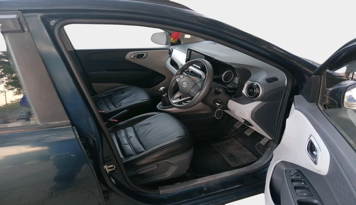 2021 Hyundai GRAND I10 NIOS SPORTZ 1.2 KAPPA VTVT CNG, Petrol, Manual, 36,572 km, interior