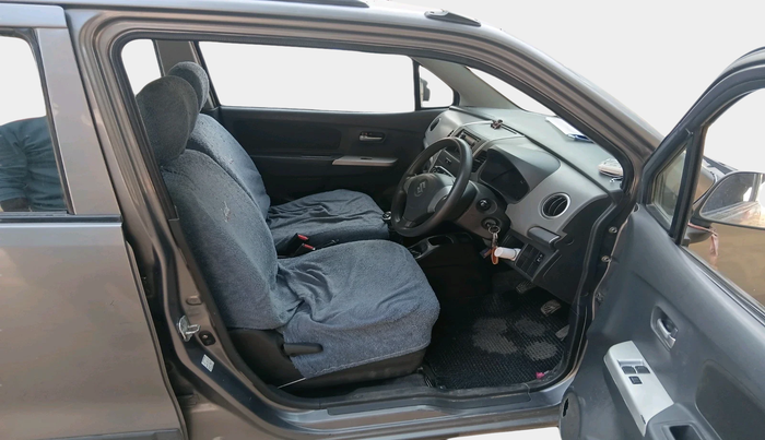 2011 Maruti Wagon R 1.0 LXI, Petrol, Manual, 65,184 km, interior