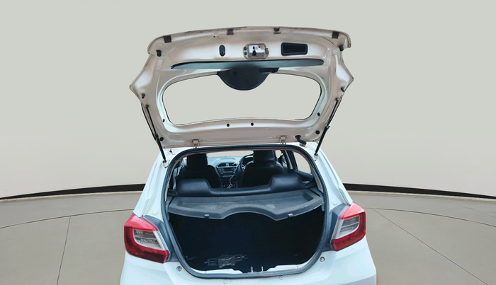 2018 Tata Tiago XZ PETROL, Petrol, Manual, 79,666 km, exterior