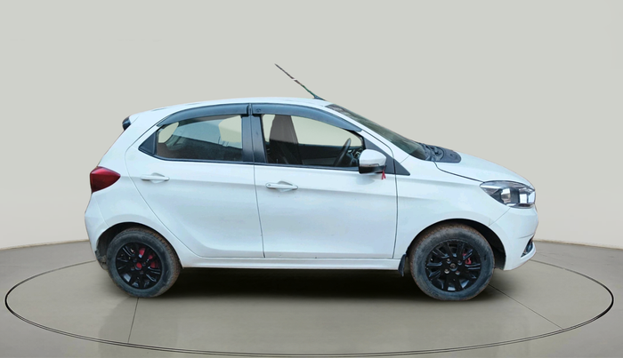 2018 Tata Tiago XZ PETROL, Petrol, Manual, 79,666 km, exterior