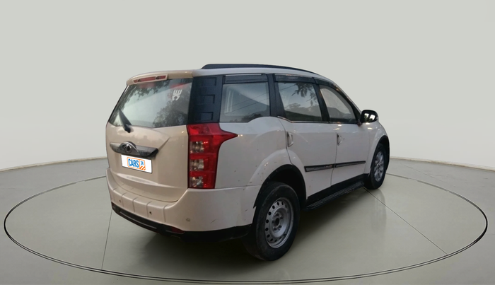 2017 Mahindra XUV500 W10 AT, Diesel, Automatic, 1,03,167 km, exterior