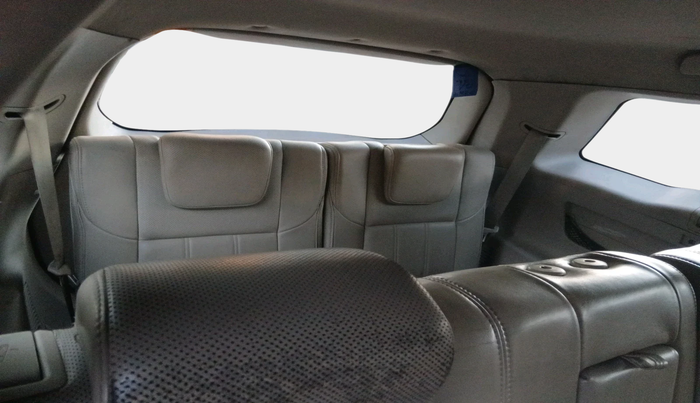 2017 Mahindra XUV500 W10 AT, Diesel, Automatic, 1,03,167 km, interior