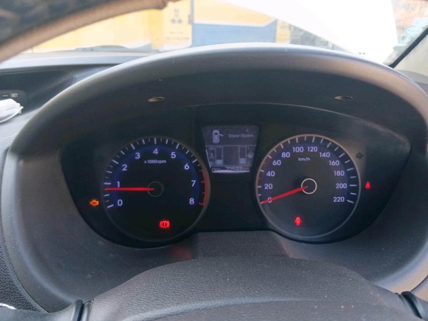 2013 Hyundai i20 ASTA 1.2, Petrol, Manual, 72,527 km, interior