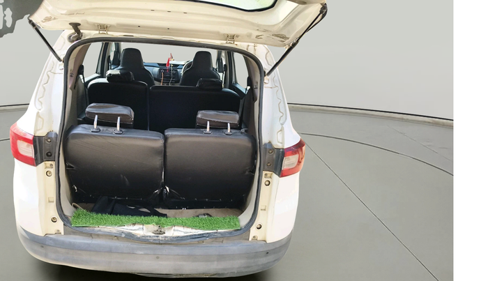 2019 Renault TRIBER RXL MT, Petrol, Manual, 68,298 km, exterior