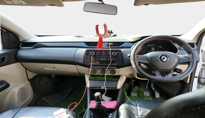 2019 Renault TRIBER RXL MT, Petrol, Manual, 68,298 km, interior