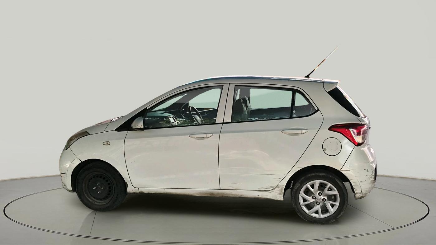 2017 Hyundai Grand i10 SPORTZ 1.2 KAPPA VTVT, Petrol, Manual, 51,948 km, exterior
