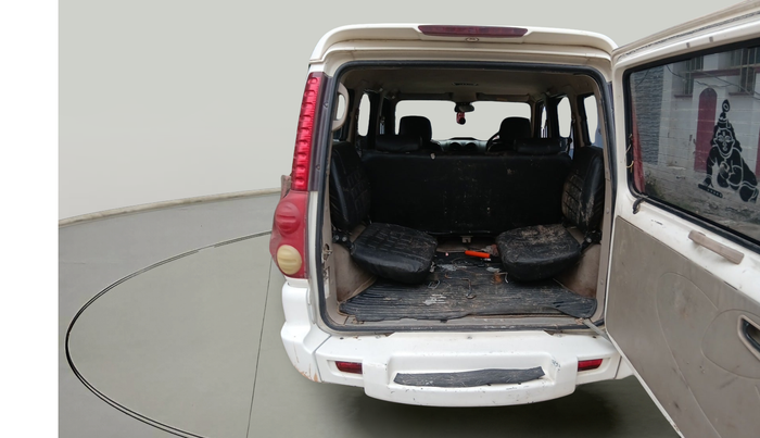 2011 Mahindra Scorpio SLE BS-III, Diesel, Manual, 1,00,550 km, exterior