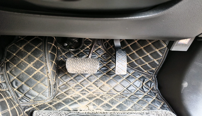 2023 MG ASTOR SAVVY 1.3 TURBO AT S RED, Petrol, Automatic, 17,372 km, interior