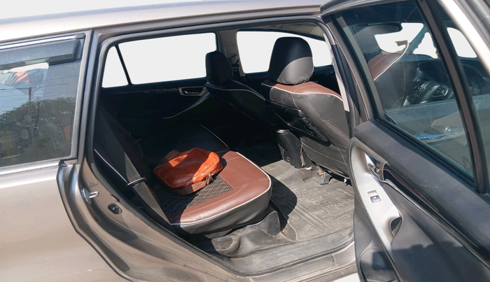 2017 Toyota Innova Crysta 2.4 VX 8 STR, Diesel, Manual, 2,39,906 km, interior