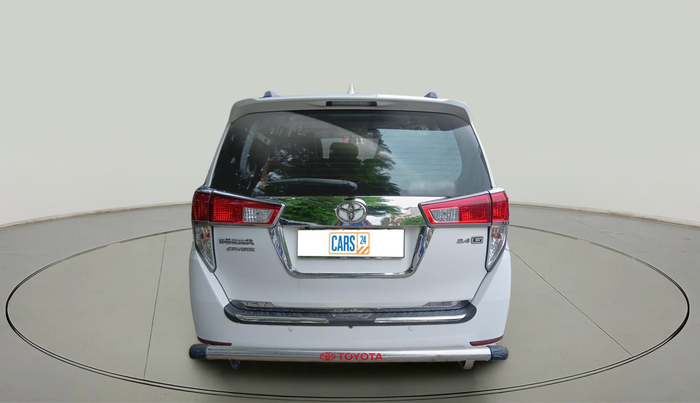 2018 Toyota Innova Crysta 2.4 G 8 STR, Diesel, Manual, 1,77,266 km, exterior