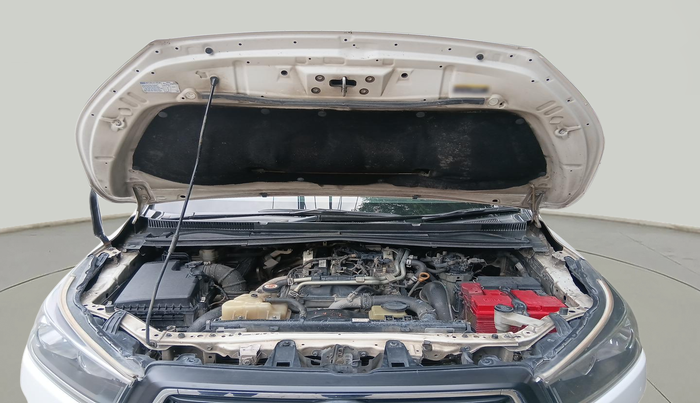2018 Toyota Innova Crysta 2.4 G 8 STR, Diesel, Manual, 1,77,266 km, exterior