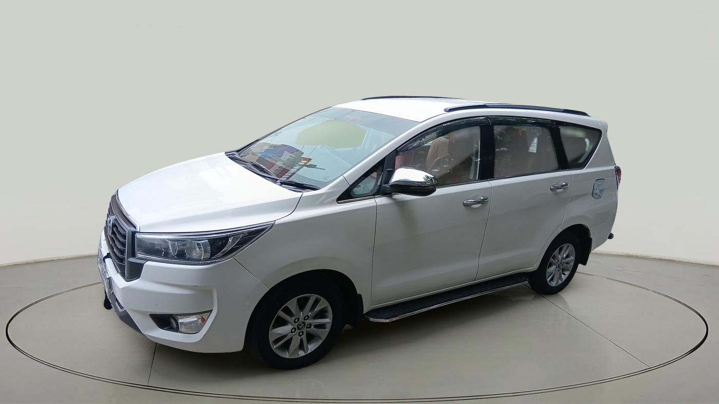 2018 Toyota Innova Crysta 2.4 G 8 STR, Diesel, Manual, 1,77,266 km, exterior