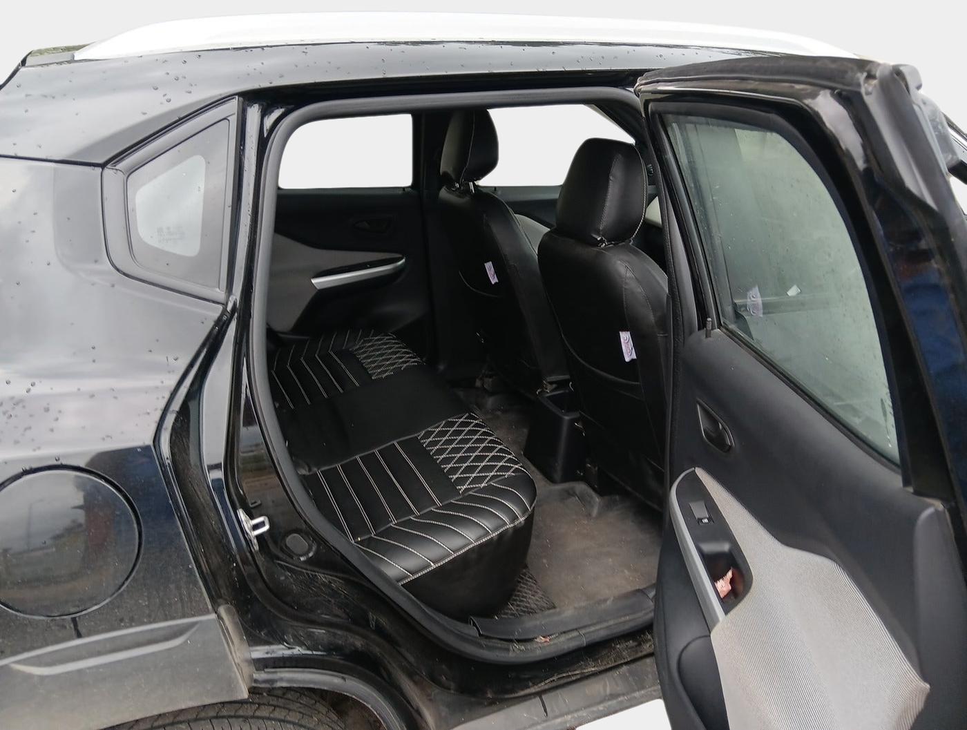 2024 Nissan MAGNITE  XE AMT EZ Shift, Petrol, Automatic, 13,941 km, interior