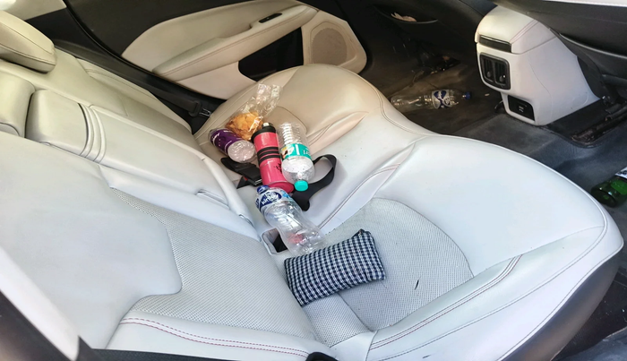 2018 Jeep Compass LIMITED (O) 2.0 DIESEL, Diesel, Manual, 1,21,188 km, interior