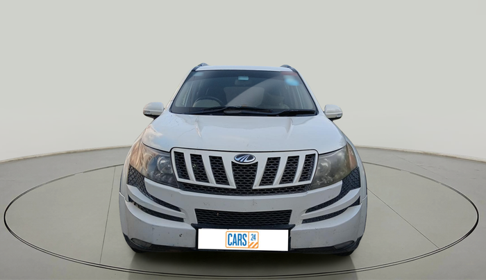 2015 Mahindra XUV500 W8, Diesel, Manual, 1,09,938 km, exterior