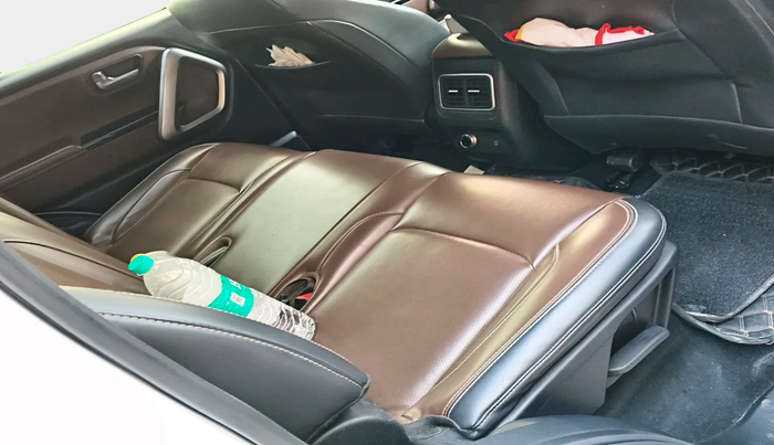 2023 Mahindra SCORPIO-N Z8 L DIESEL AT 2WD 7 STR, Diesel, Automatic, 1,31,970 km, interior