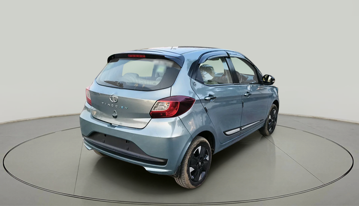 2023 Tata TIAGO EV XZ PLUS TECH LUX LONG RANGE, Electric, Automatic, 40,513 km, exterior