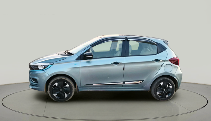 2023 Tata TIAGO EV XZ PLUS TECH LUX LONG RANGE, Electric, Automatic, 40,513 km, exterior