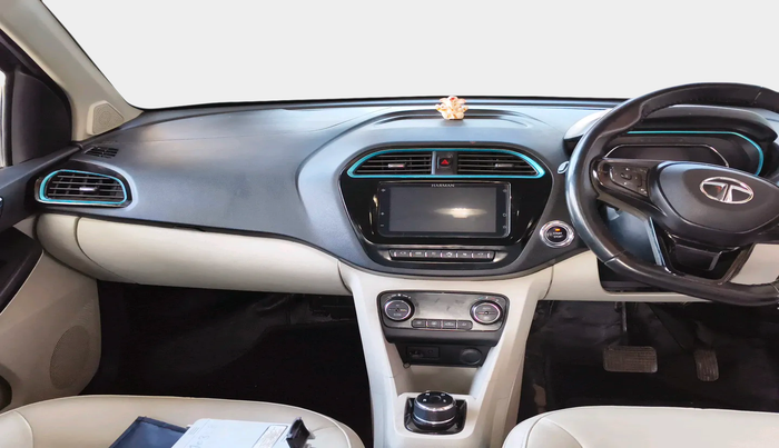2023 Tata TIAGO EV XZ PLUS TECH LUX LONG RANGE, Electric, Automatic, 40,513 km, interior