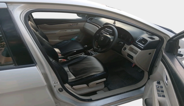 2016 Maruti Ciaz ZDI SHVS, Diesel, Manual, 1,01,633 km, interior