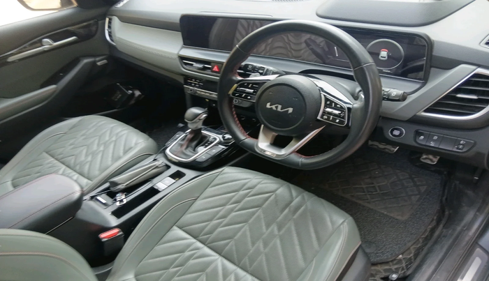 2023 KIA SELTOS  X LINE 1.5 DIESEL AT, Diesel, Automatic, 16,950 km, interior