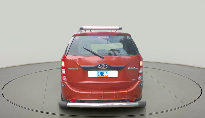 2018 Mahindra XUV500 W6, Diesel, Manual, 57,950 km, exterior