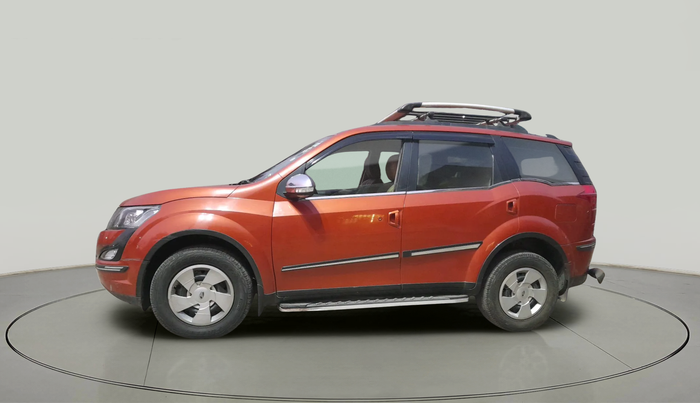 2018 Mahindra XUV500 W6, Diesel, Manual, 57,950 km, exterior