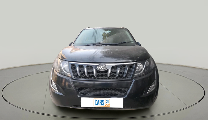 2015 Mahindra XUV500 W10, Diesel, Manual, 83,621 km, exterior