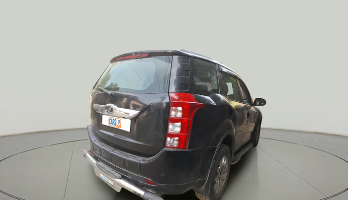 2015 Mahindra XUV500 W10, Diesel, Manual, 83,621 km, exterior